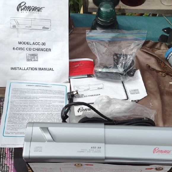 Rampage 6-Disc CD Changer NWT - Picture 1 of 6
